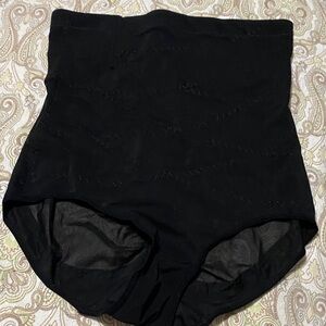 Sleek Black High-Waisted Shapewear